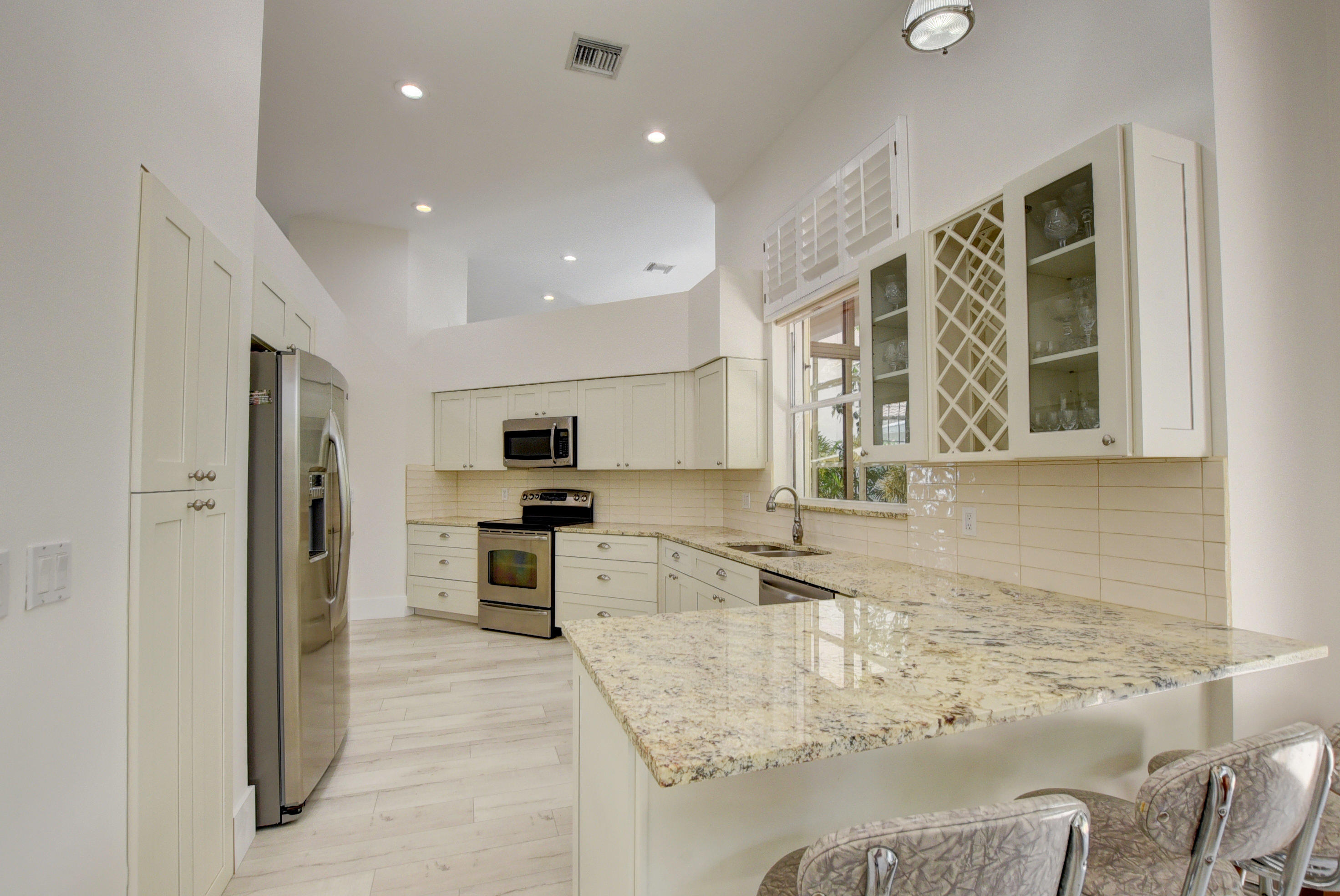 6325 Northwest 25th Way Boca Raton, FL 33496 - Photo 28 of 37 28_ebf_0436and4more