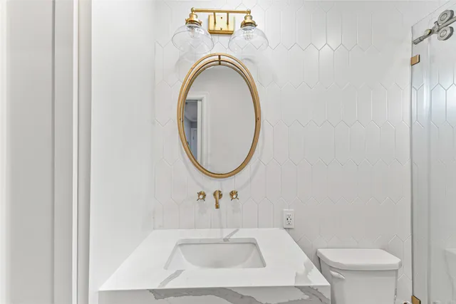 $1,950 | 515 Foxglove Lane, Houston, TX 77076