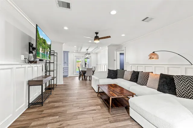 $1,950 | 515 Foxglove Lane, Houston, TX 77076