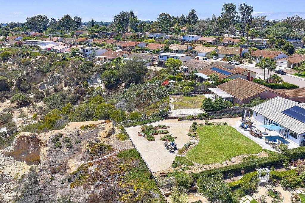 379 Trailview Road Encinitas, CA 92024 - Photo 47 of 61