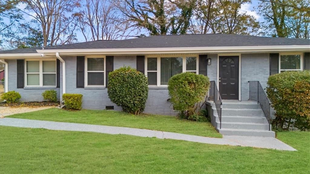 2310 Starline Drive Decatur, GA 30032 - Photo 3 of 45