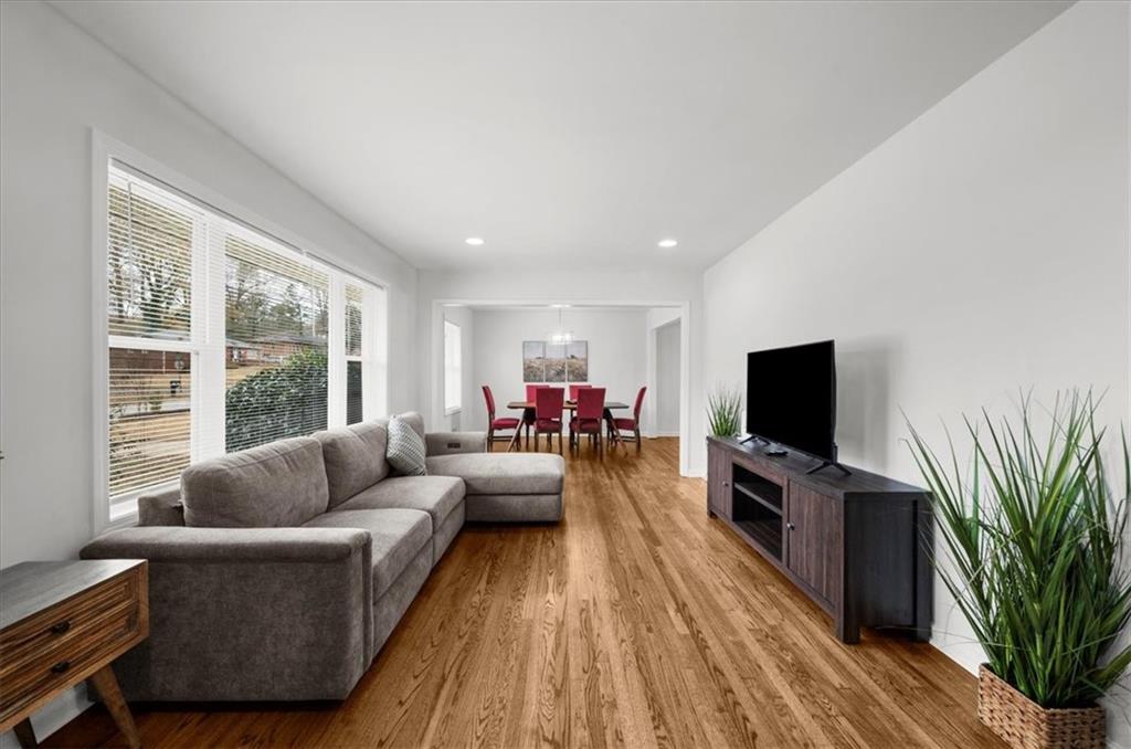 2310 Starline Drive Decatur, GA 30032 - Photo 7 of 45