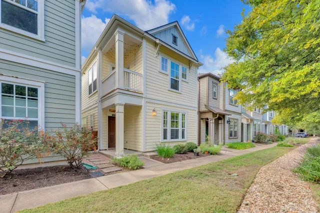 $3,450 | 3900 Threadgill Street, Unit 21, Austin, TX 78723