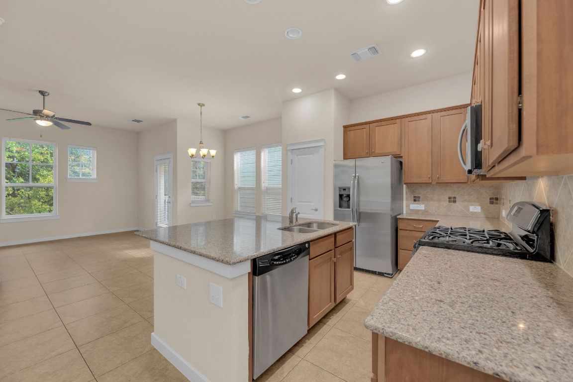 3900 Threadgill Street, Unit 21 Austin, TX 78723 - Photo 14 of 40