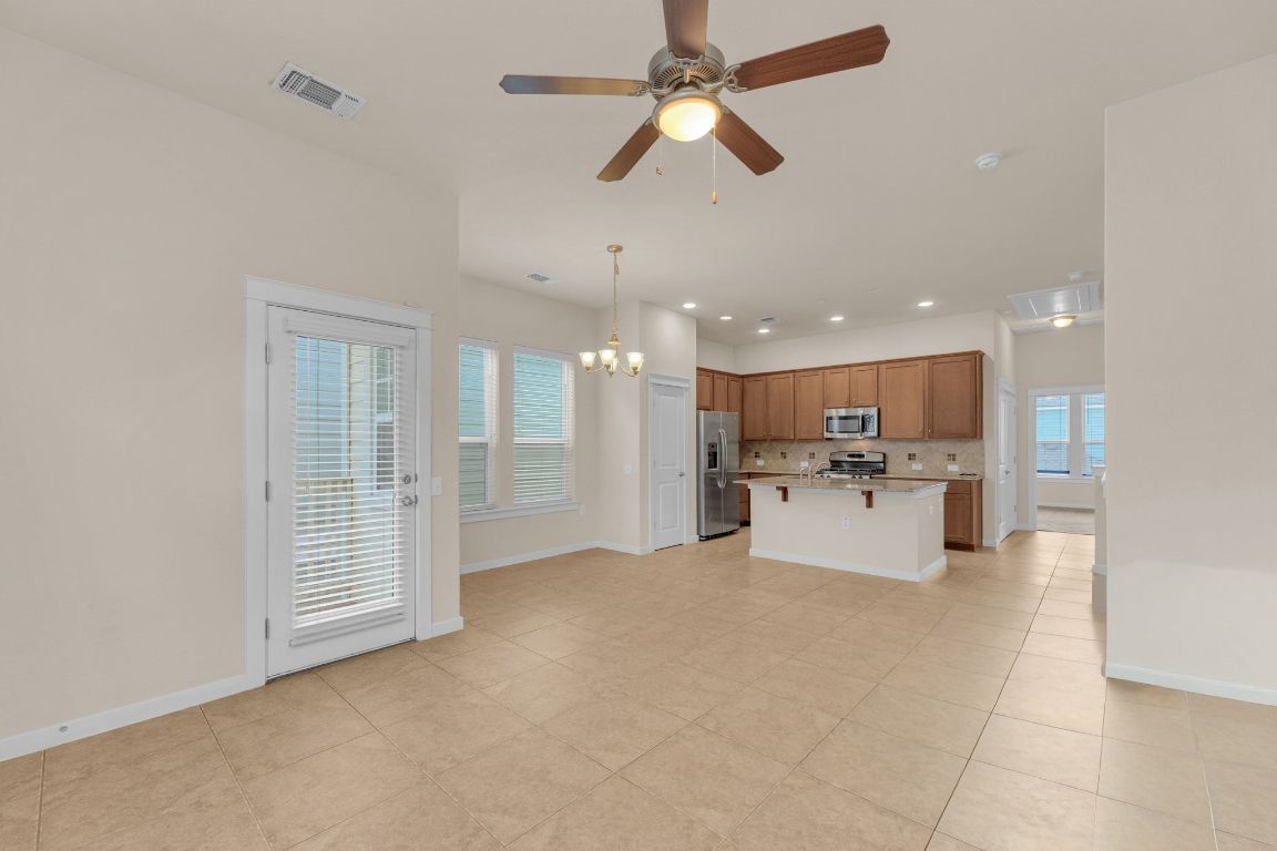 3900 Threadgill Street, Unit 21 Austin, TX 78723 - Photo 6 of 40