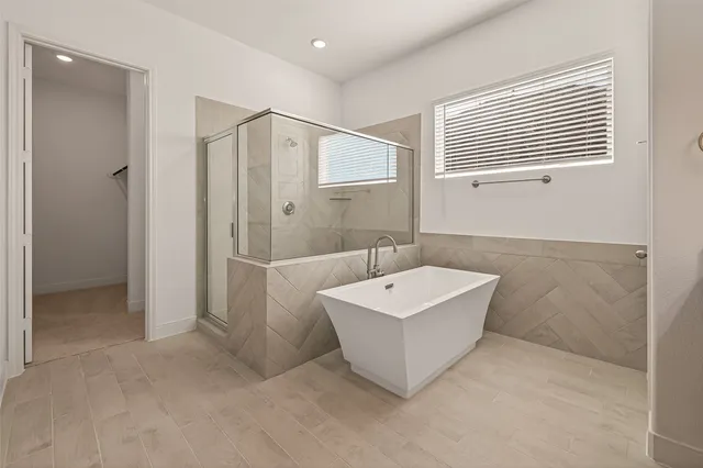 $519,750 | 2724 Golden Isle Drive, Texas City, TX 77568