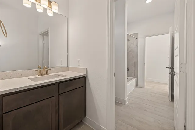 $519,750 | 2724 Golden Isle Drive, Texas City, TX 77568