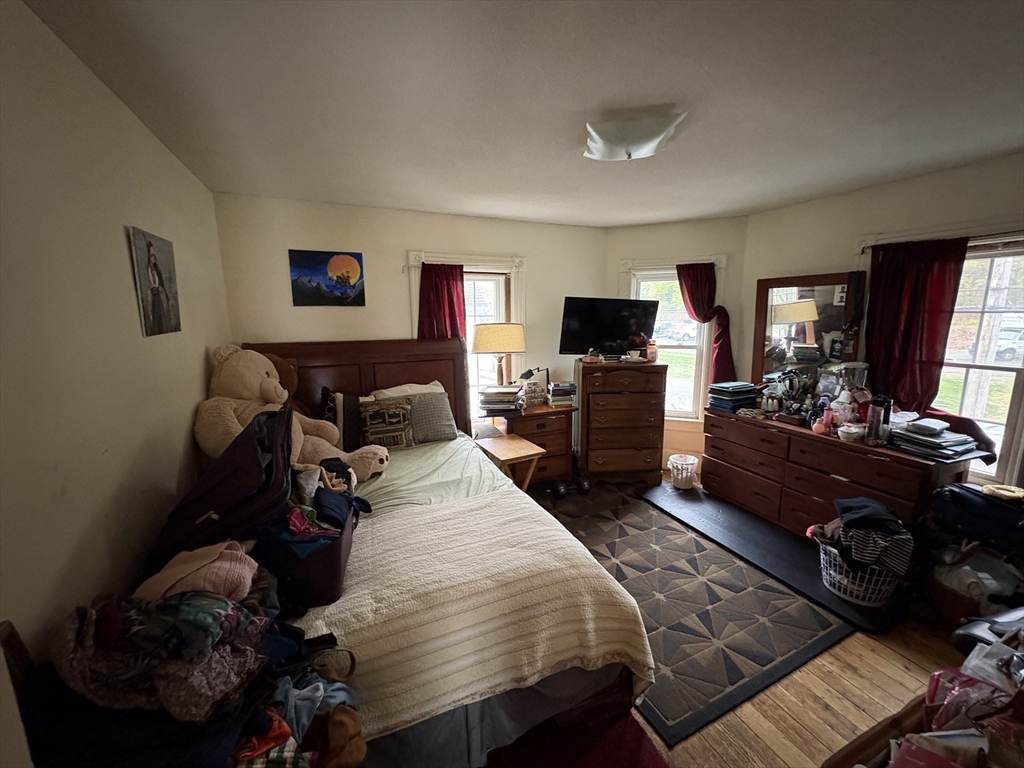 958 Main Street Holyoke, MA 01040 - Photo 10 of 18