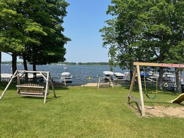 36 Clark's Landing Hamilton, IN 46742 - Photo 5 of 17