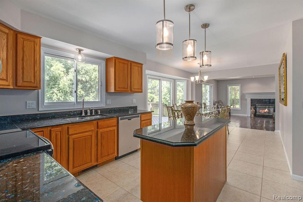 1026 Covington Pl Drive Rochester Hills, MI 48309 - Photo 28 of 40
