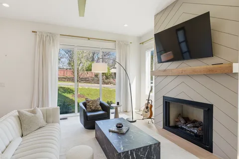 $1,149,900 | 1261 2nd Avenue South, Nashville, TN 37210