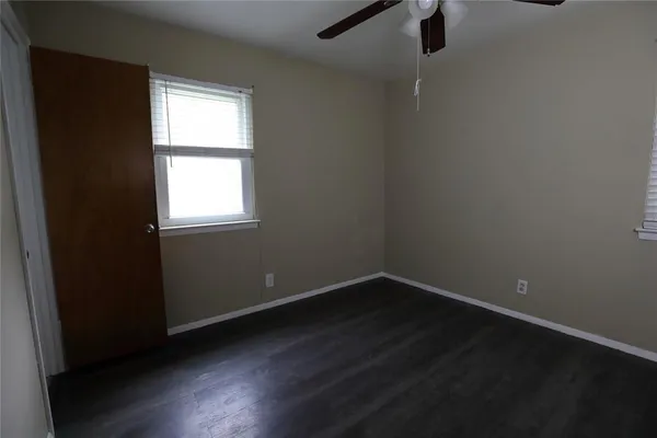 $1,700 | 1804 England Road, Arlington, TX 76013