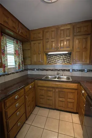 $1,700 | 1804 England Road, Arlington, TX 76013