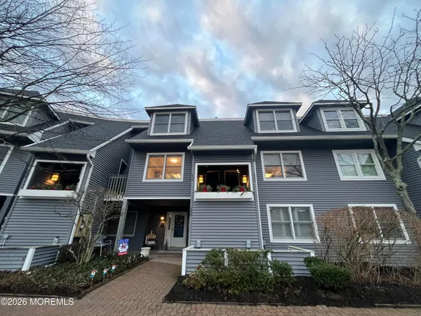 $625,000 | 210 Spinnakers Toms River, Toms River, NJ 08753