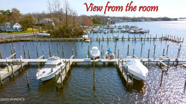 $625,000 | 210 Spinnakers Cove, Toms River, NJ 08753