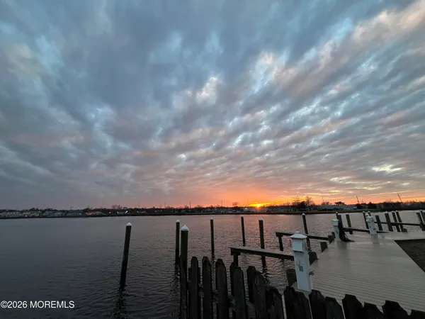 $625,000 | 210 Spinnakers Toms River, Toms River, NJ 08753