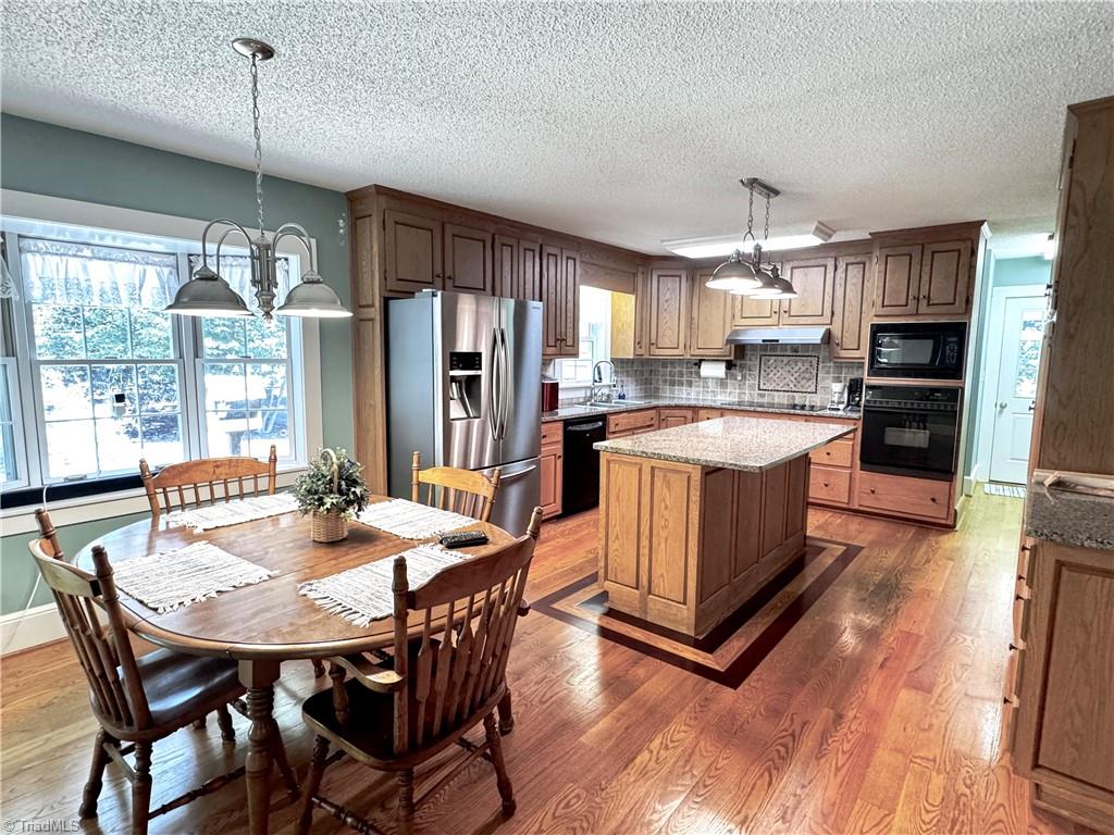 204 Quail Tree Lane State Road, NC 28676 - Photo 19 of 49