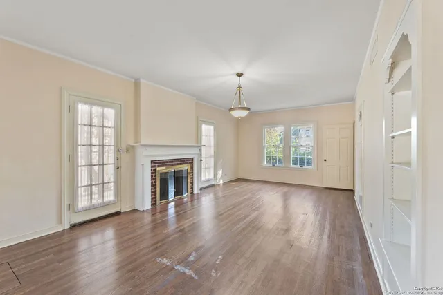 $2,750 | 231 Belvidere Drive, Olmos Park, TX 78212