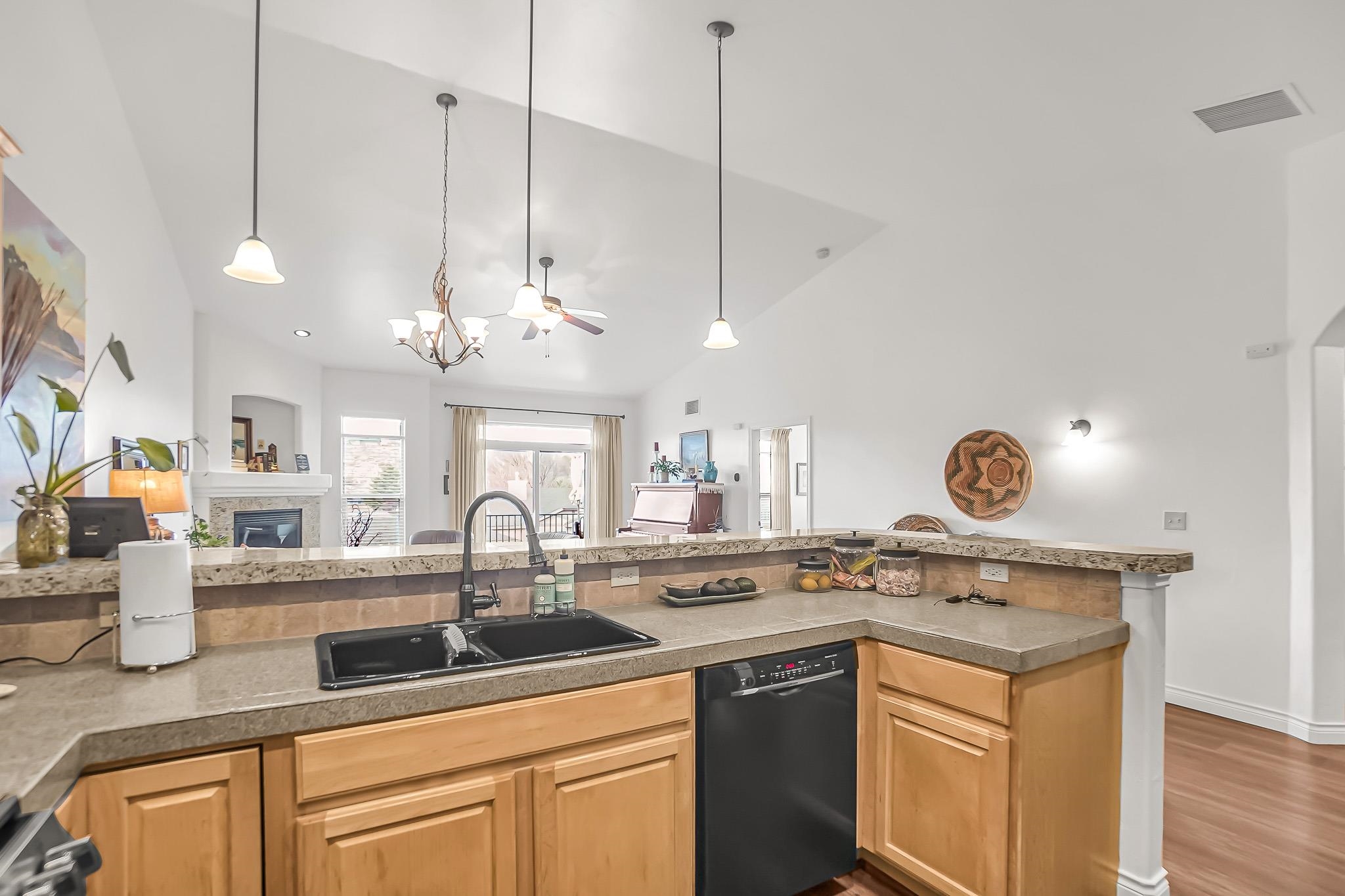 352 Cliff View Drive Grand Junction, CO 81507 - Photo 11 of 41