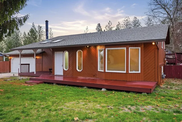 $539,995 | 11712 North King Arthur Drive, Spokane, WA 99218