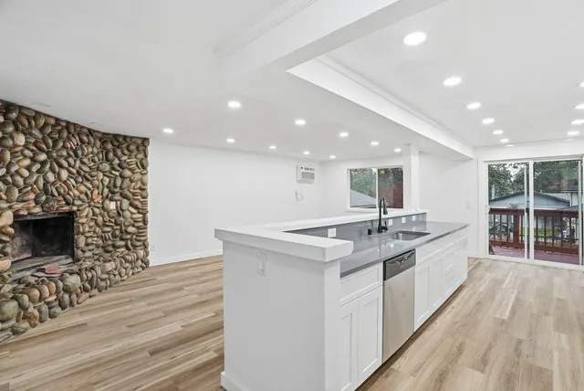 $539,995 | 11712 North King Arthur Drive, Spokane, WA 99218