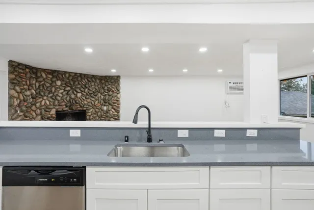 $539,995 | 11712 North King Arthur Drive, Spokane, WA 99218