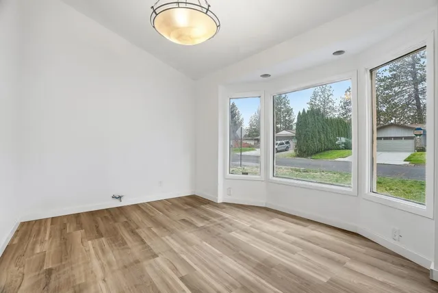 $539,995 | 11712 North King Arthur Drive, Spokane, WA 99218