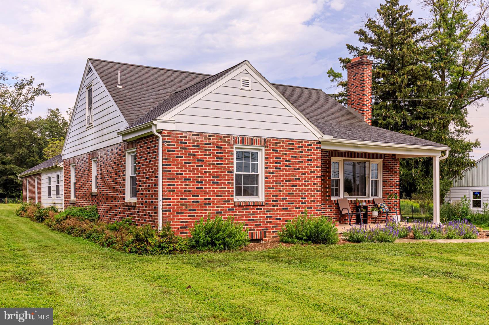 1159 Lebanon Road Manheim, PA 17545 - Photo 6 of 12