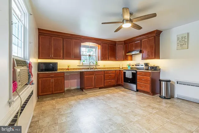 $400,000 | 1159 Lebanon Road, Manheim, PA 17545