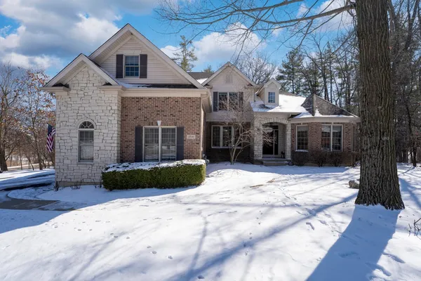 $789,900 | 3506 Harvest Court, Island Lake, IL 60042