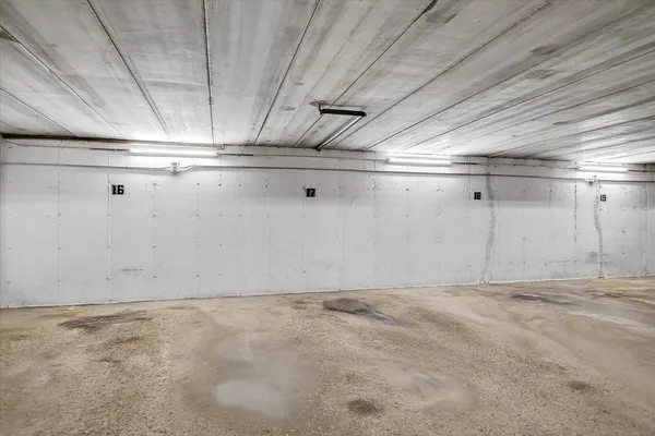 $219,900 | 17 Golf Course Road, Unit C, Madison, WI 53704