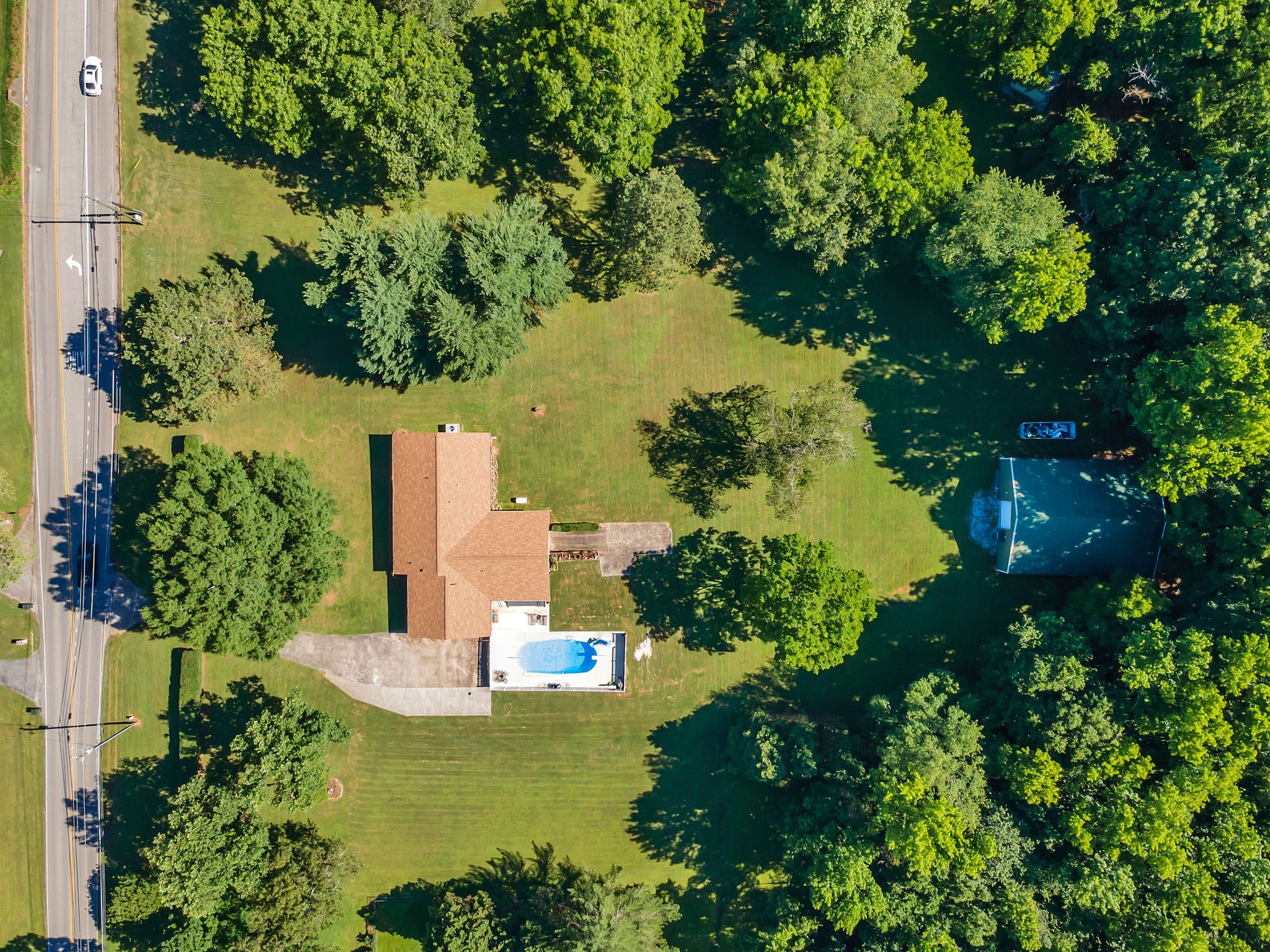 1495 Jeff Road Northwest Huntsville, AL 35806 - Photo 4 of 28