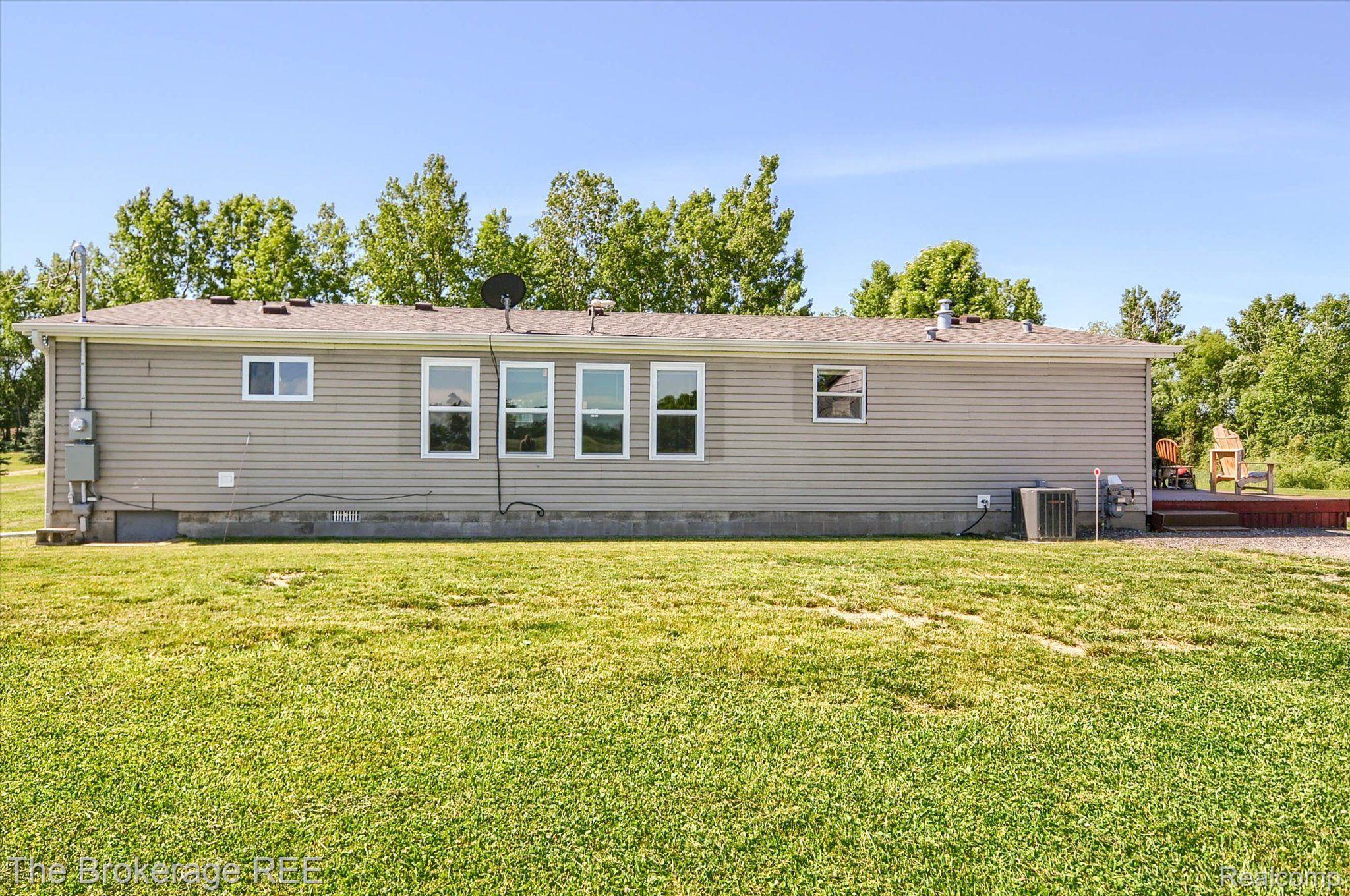 3865 Castle Road North Branch, MI 48461 - Photo 3 of 37 Gallery Image 3