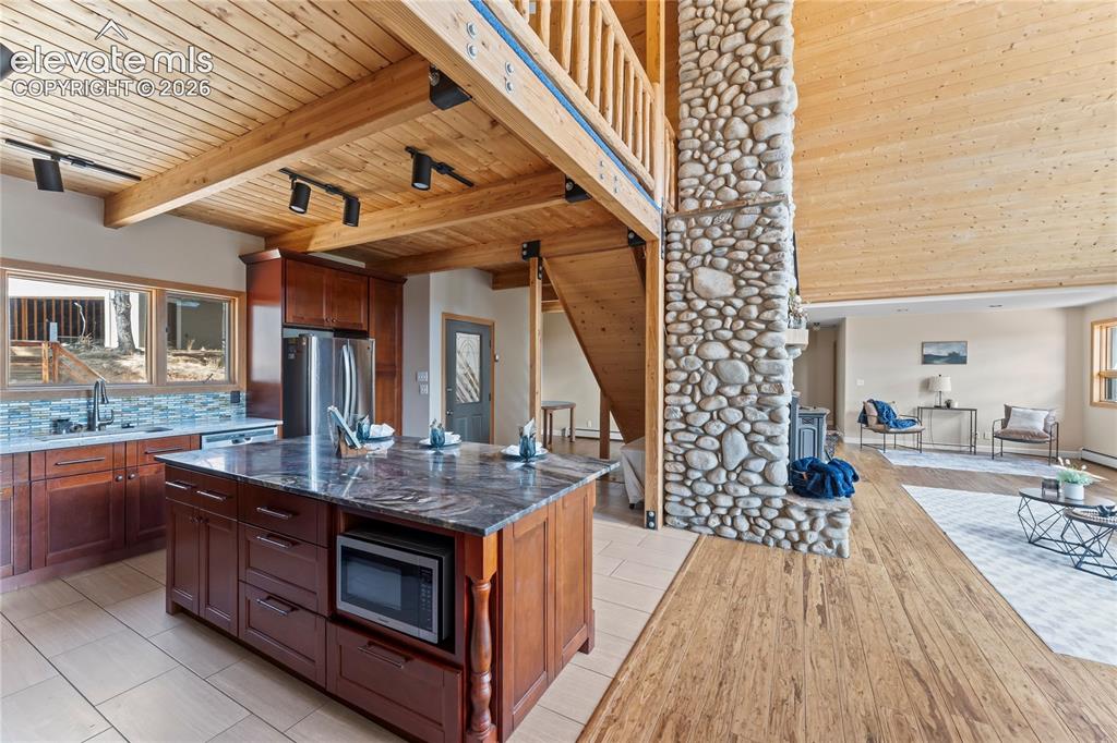 1008 Cantiberry Road Divide, CO 80814 - Photo 8 of 37