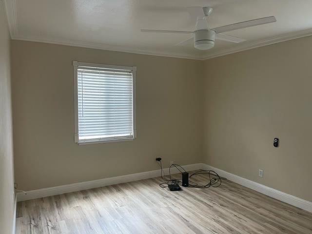 411 Lewis Street Gilroy, CA 95020 - Photo 11 of 22 a room with a window