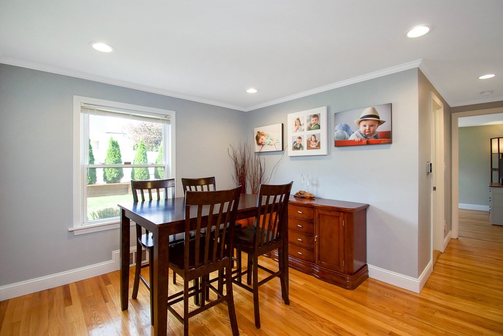 218 Winton Street Springfield, MA 01118 - Photo 9 of 40