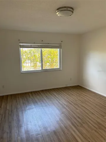 $1,500 | 1540 Glen Oaks Drive East, Unit B222, Sarasota, FL 34232