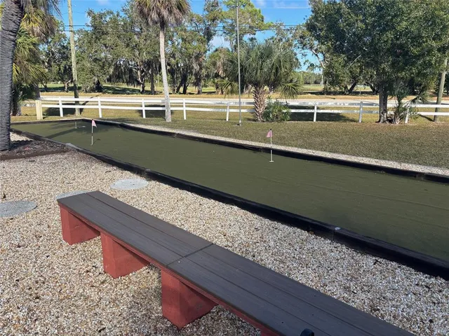 $1,500 | 1540 Glen Oaks Drive East, Unit B222, Sarasota, FL 34232