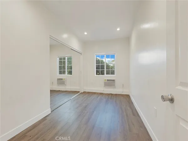 $4,500 | 22222 Vanowen Street, Woodland Hills, CA 91307