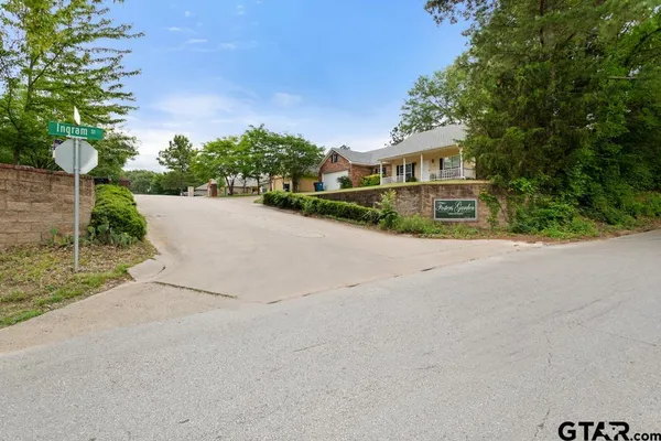 $255,000 | 14127 Donna Drive, Brownsboro, TX 75756