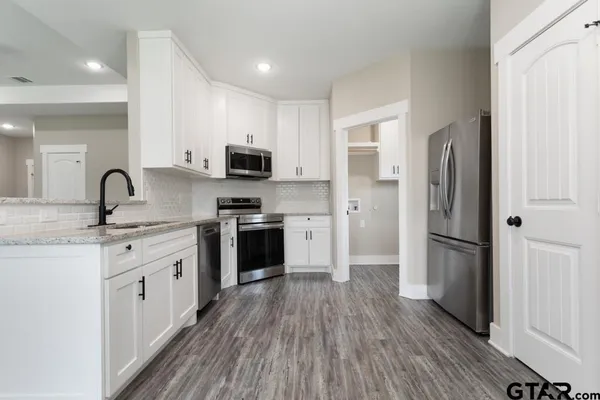 $255,000 | 14127 Donna Drive, Brownsboro, TX 75756