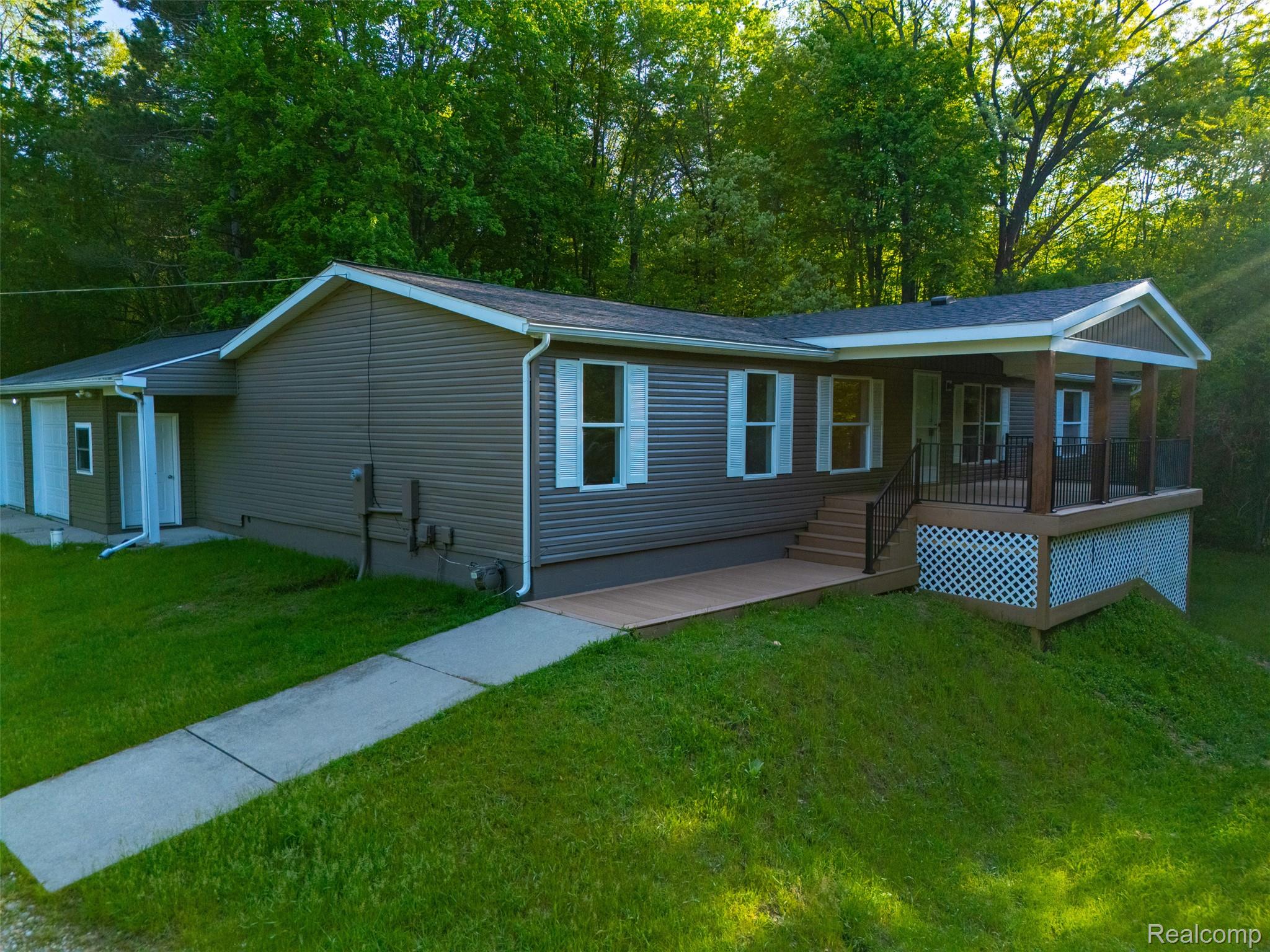 3432 Stanton Road Oxford, MI 48371 - Photo 37 of 48 drone-2.jpg