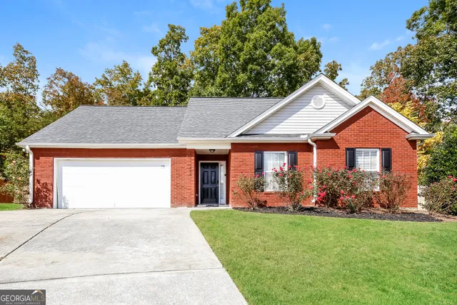 front view of house with a yard