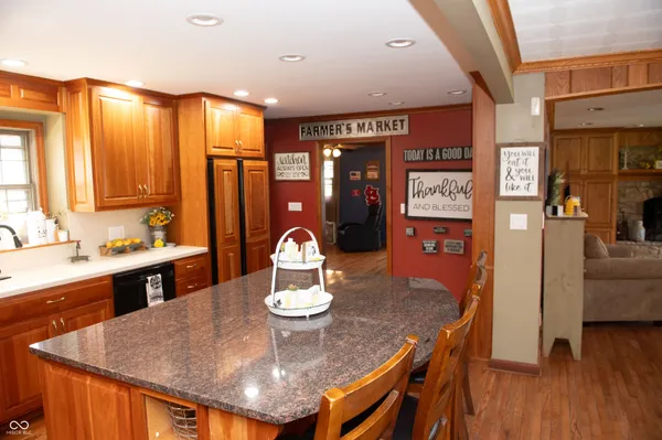$575,000 | 501 Highway 41, Williamsport, IN 47993