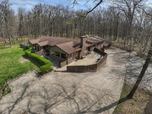 $575,000 | 501 Highway 41, Williamsport, IN 47993
