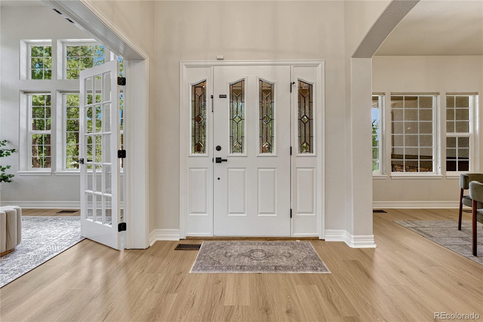 18110 Bakers Farm Road Colorado Springs, CO 80908 - Photo 5 of 49