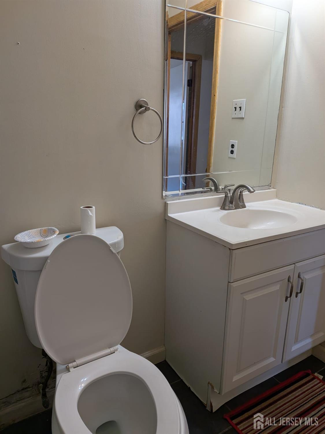 1714 Raspberry Court Edison, NJ 08817 - Photo 12 of 15