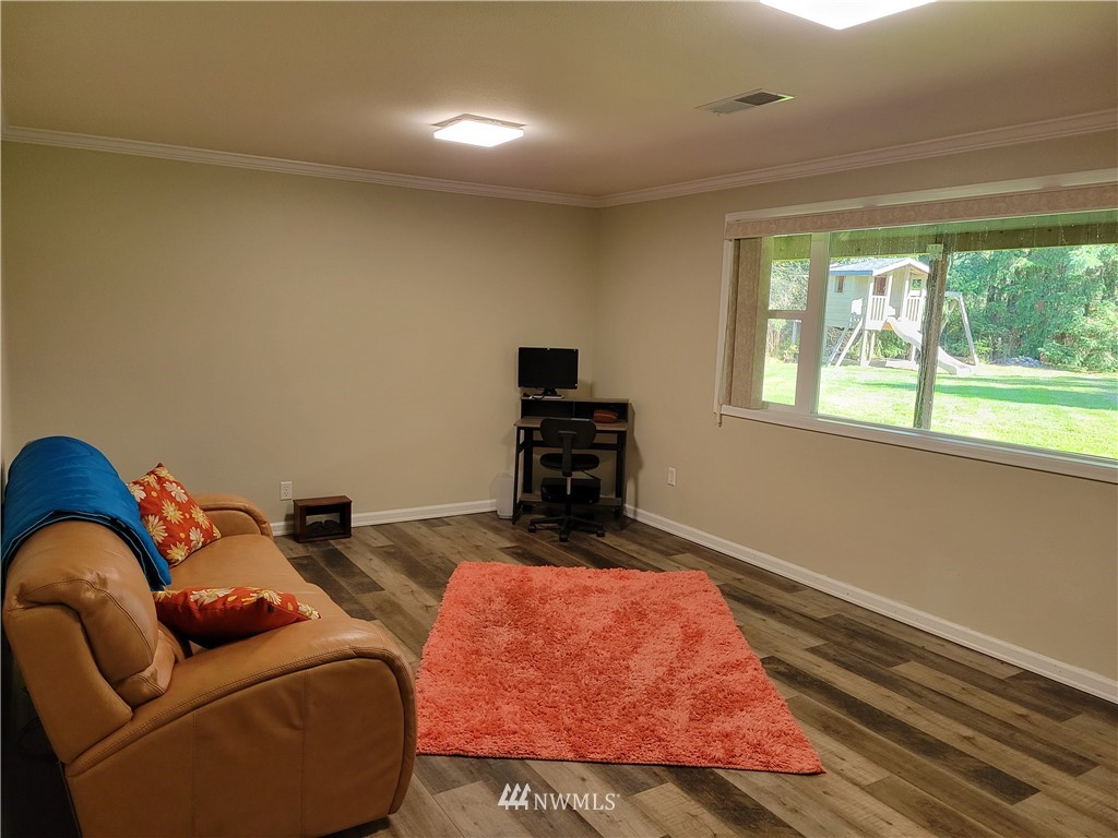 5804 Hannegan Road Bellingham, WA 98226 - Photo 18 of 22 Gallery Image 18