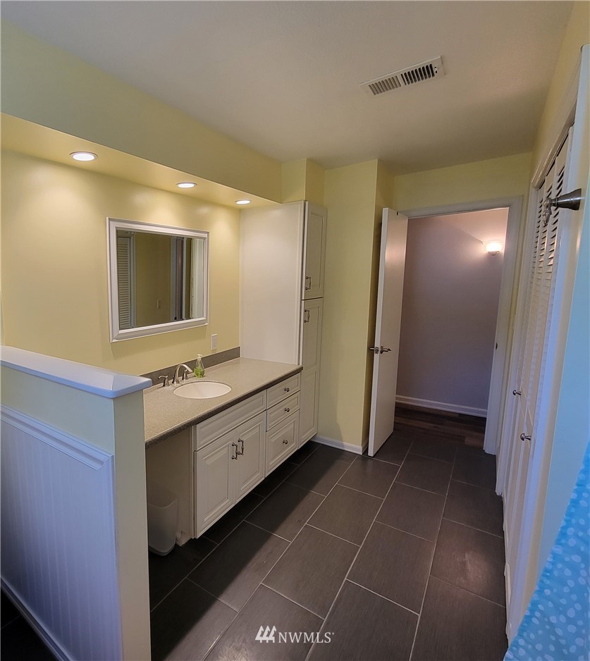 5804 Hannegan Road Bellingham, WA 98226 - Photo 19 of 22 Gallery Image 19