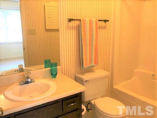 6416 Meadow View Drive Raleigh, NC 27609 - Photo 12 of 15
